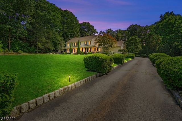 8 Alpine Ridge Rd, West Milford Twp., NJ 07480