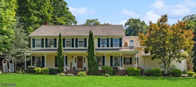 8 Alpine Ridge Rd, West Milford Twp., NJ 07480
