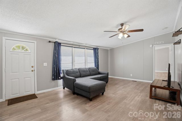 8755 Carroll Street, Hickory, NC 28601