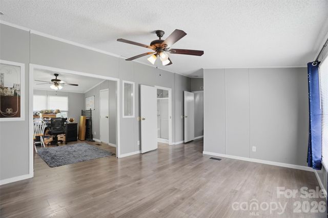 8755 Carroll Street, Hickory, NC 28601