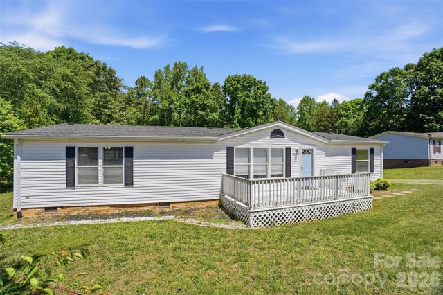 8755 Carroll Street, Hickory, NC 28601