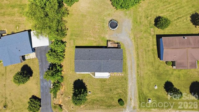 8755 Carroll Street, Hickory, NC 28601