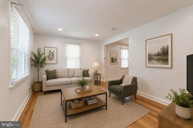 3731 SYLVAN DR, Baltimore, MD 21207