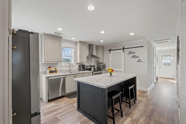 6501 Wiley Ates Road, Milton, FL 32570