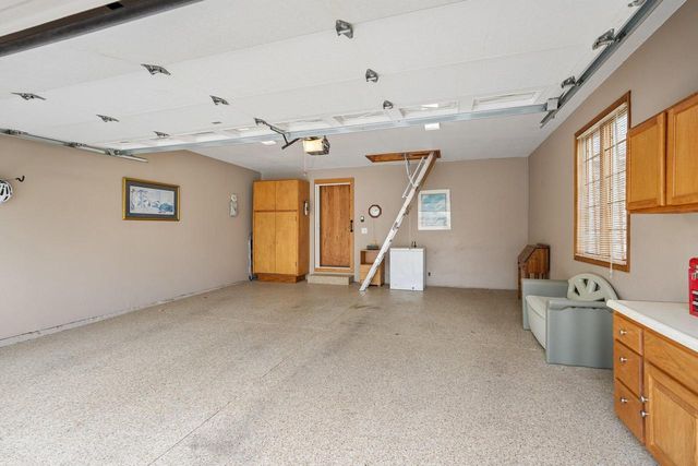 7402 Twin Oaks COURT, Franklin, WI 53132