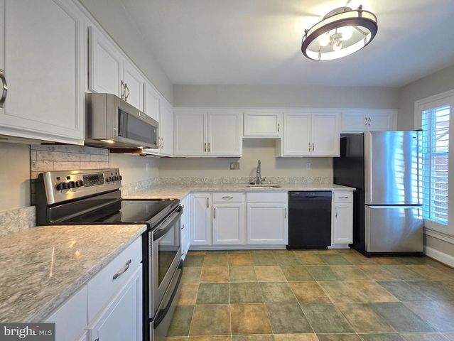 117 SHOOTERS CT, Alexandria, VA 22314