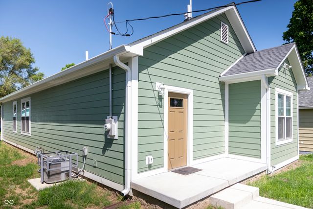 1407 N Pershing Avenue, Indianapolis, IN 46222