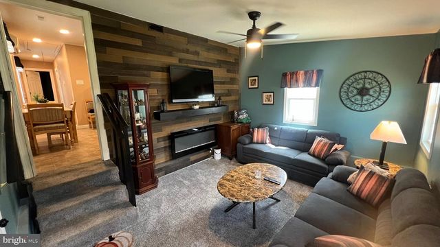 1302 SCOTT AVENUE, Lindenwold, NJ 08021