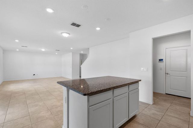 9644 Summers Cay Circle, Thonotosassa, FL 33592
