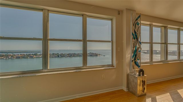 5200 BRITTANY DRIVE S 1201, St Petersburg, FL 33715