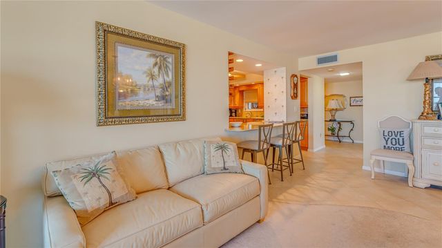 5200 BRITTANY DRIVE S 1201, St Petersburg, FL 33715