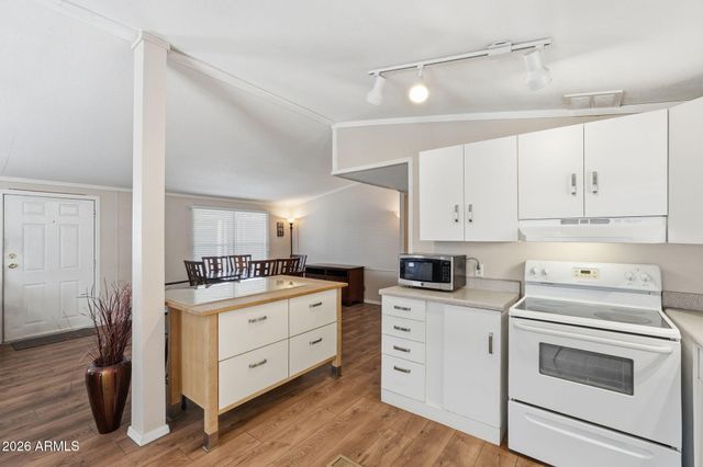 53 N MOUNTAIN Road 38, Apache Junction, AZ 85120