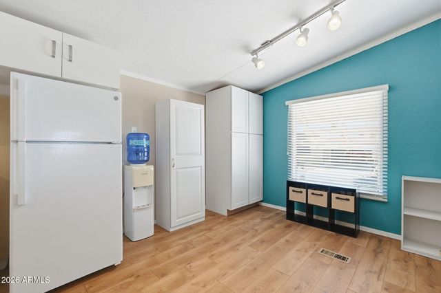 53 N MOUNTAIN Road 38, Apache Junction, AZ 85120