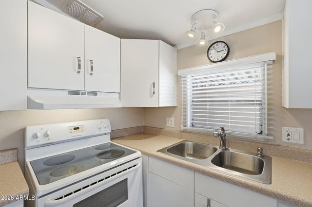 53 N MOUNTAIN Road 38, Apache Junction, AZ 85120