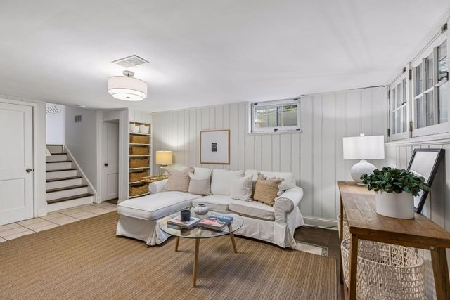 2236 Princeton Avenue, Saint Paul, MN 55105