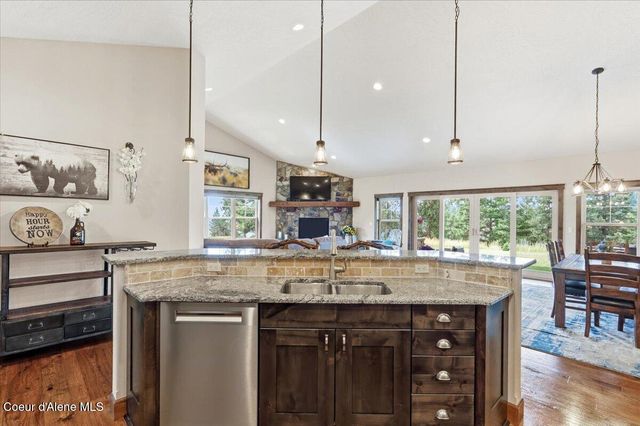 5264 E Shiras Rd, Coeur D'alene, ID 83814