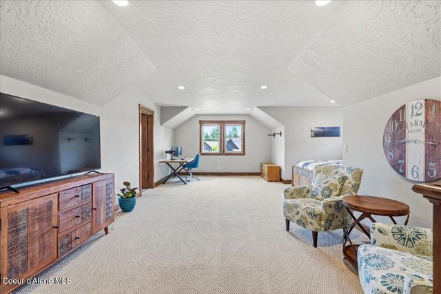 5264 E Shiras Rd, Coeur D'alene, ID 83814