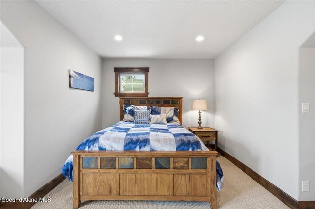 5264 E Shiras Rd, Coeur D'alene, ID 83814