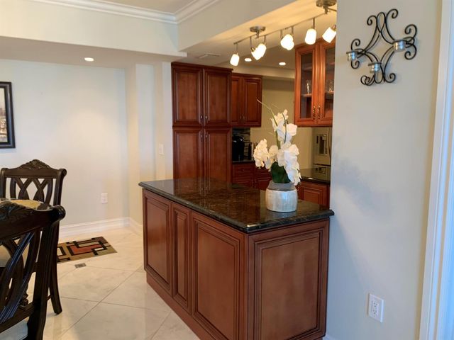 3450 S Ocean Boulevard 508, Palm Beach, FL 33480