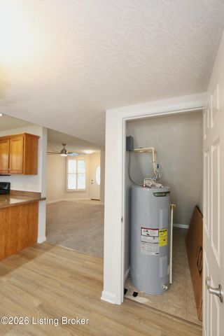 1454 Blackiston View Dr, Clarksville, IN 47129