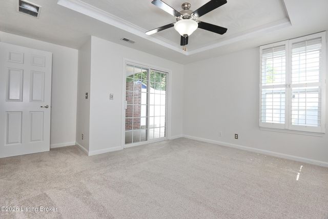 1454 Blackiston View Dr, Clarksville, IN 47129