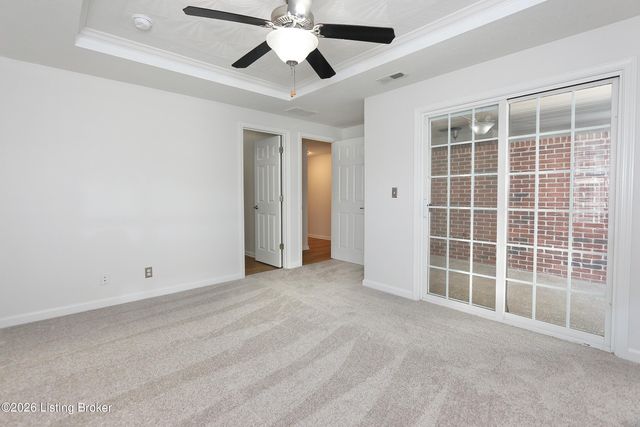 1454 Blackiston View Dr, Clarksville, IN 47129