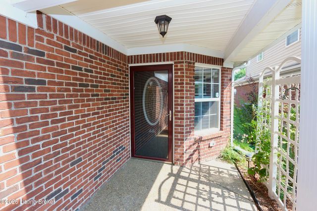 1454 Blackiston View Dr, Clarksville, IN 47129