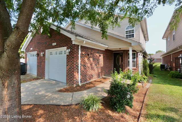 1454 Blackiston View Dr, Clarksville, IN 47129