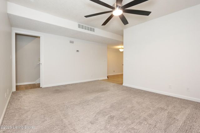 1454 Blackiston View Dr, Clarksville, IN 47129