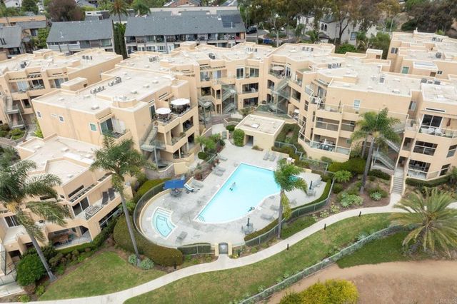817 Kalpati Circle 112, Carlsbad, CA 92008