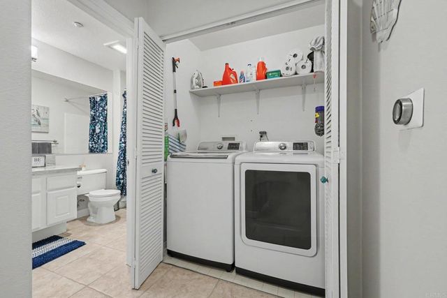 817 Kalpati Circle 112, Carlsbad, CA 92008