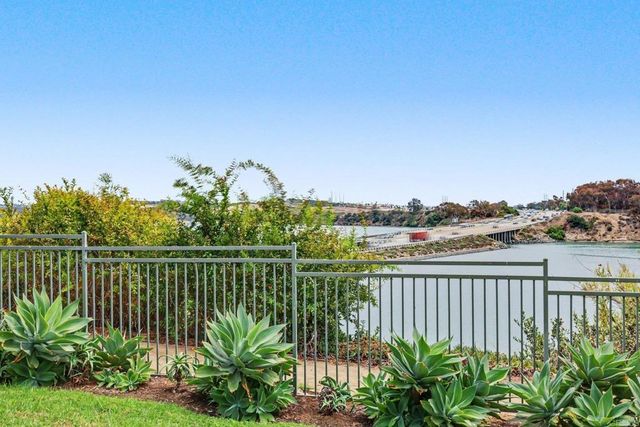 817 Kalpati Circle 112, Carlsbad, CA 92008