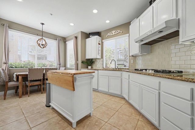817 Kalpati Circle 112, Carlsbad, CA 92008