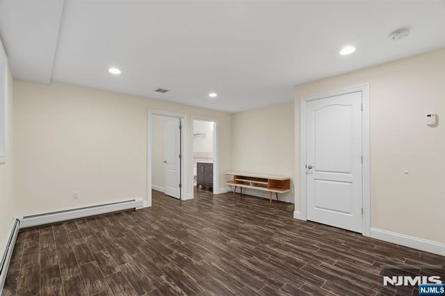 500A 7th Street, Palisades Park, NJ 07650