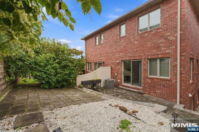 500A 7th Street, Palisades Park, NJ 07650