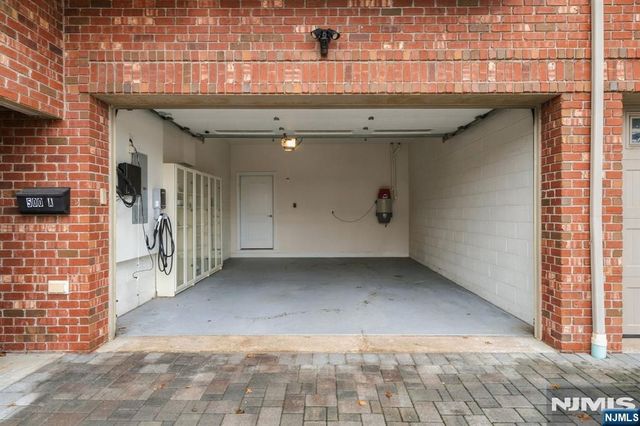 500A 7th Street, Palisades Park, NJ 07650