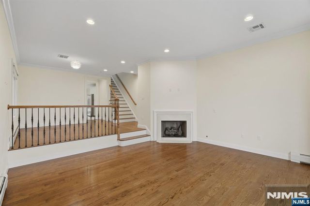 500A 7th Street, Palisades Park, NJ 07650
