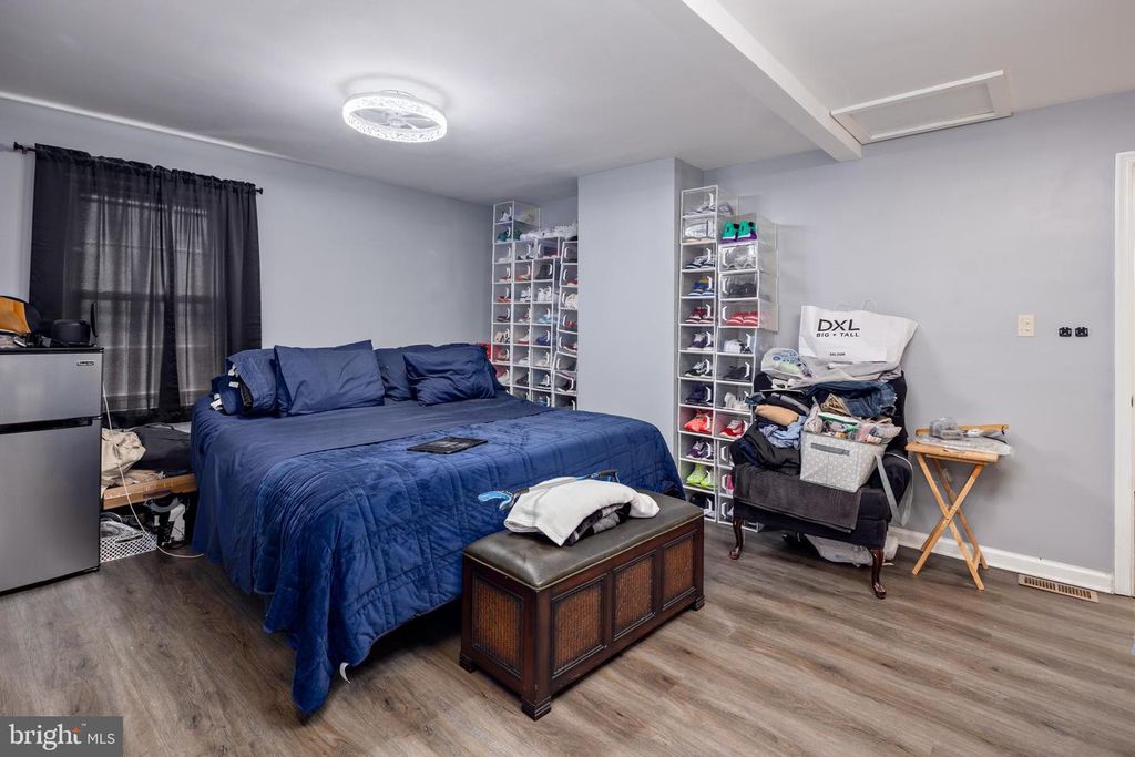 Image 16 of property listing at 111 DELREY AVE, Catonsville, MD 21228