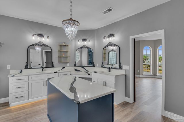 7390 San Ramon Dr, Milton, FL 32583