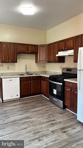 310 N 4TH ST, Reading, PA 19601