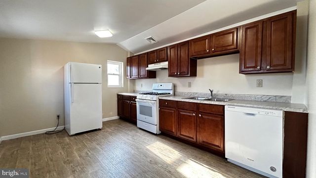 310 N 4TH ST, Reading, PA 19601