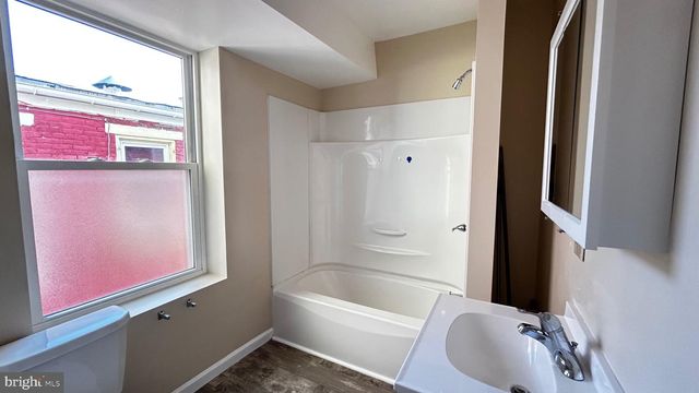 310 N 4TH ST, Reading, PA 19601
