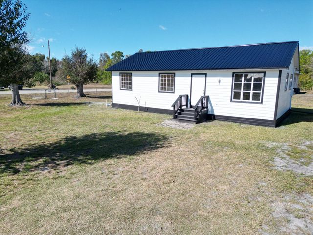 3095 NW 36th Street, Okeechobee, FL 34972