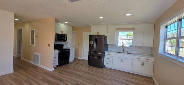 3095 NW 36th Street, Okeechobee, FL 34972