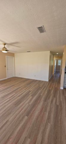 3095 NW 36th Street, Okeechobee, FL 34972