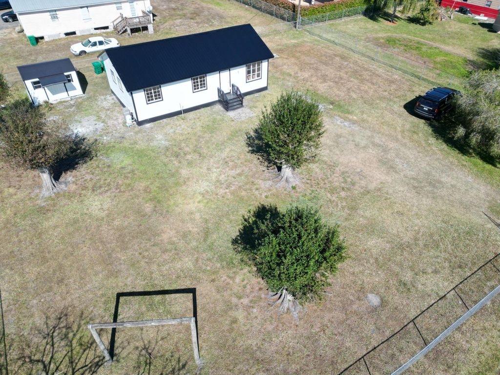 3095 NW 36th Street, Okeechobee, FL 34972