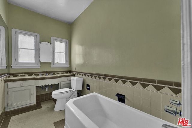 1245 S Crescent Heights Boulevard, Los Angeles, CA 90035