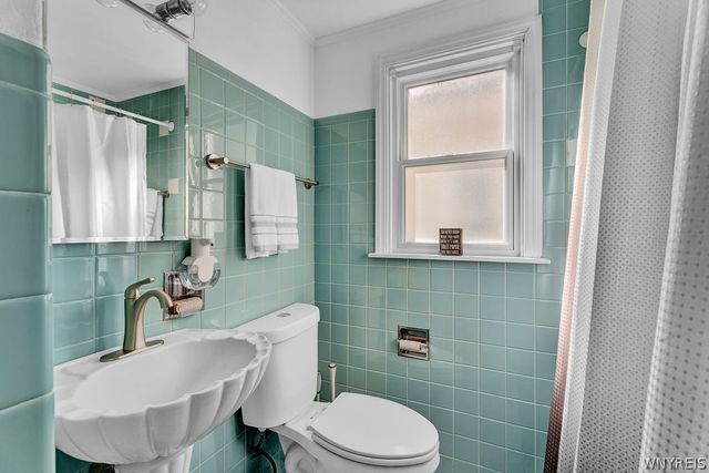1111 Parkside Avenue, Buffalo, NY 14214