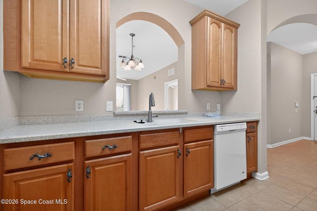1626 Peregrine Circle 303, Rockledge, FL 32955