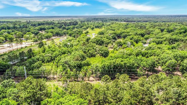 198 County Road 6881 N, Dayton, TX 77535